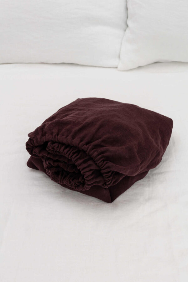 Deep Purple linen fitted sheet