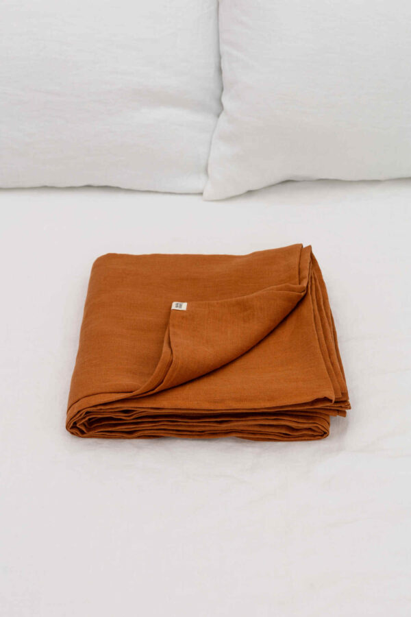 Cinnamon linen flat sheet