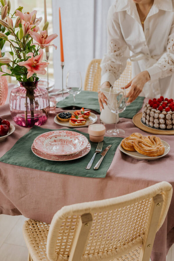 Forest Green linen placemat (3)