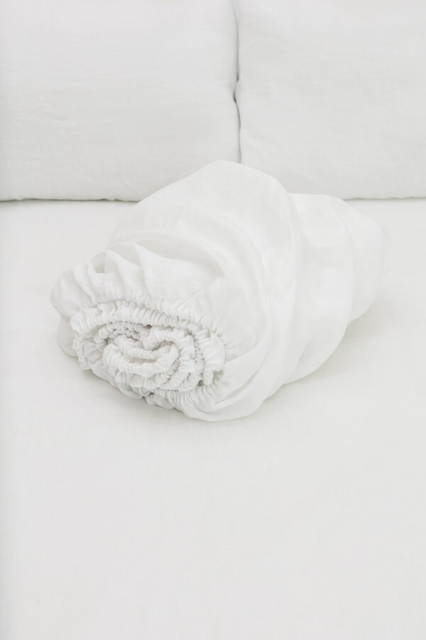 White linen fitted sheet