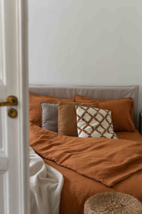 Cinnamon linen pillowcase (4)