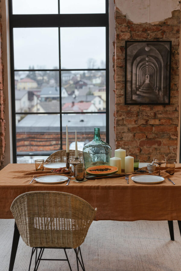 Cinnamon linen tablecloth (2)