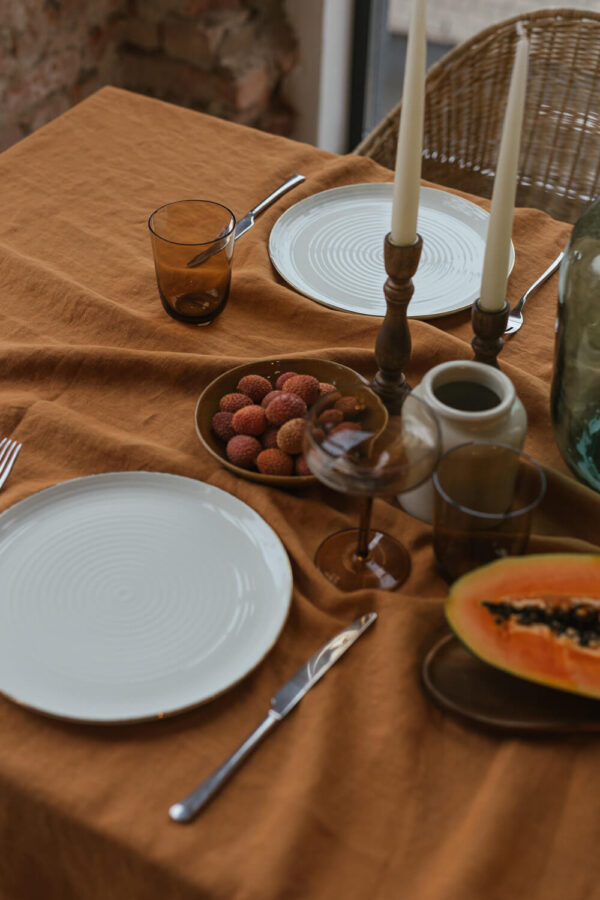 Cinnamon linen tablecloth (3)