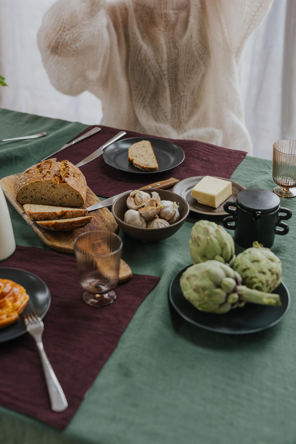 Deep Purple linen placemat (2)