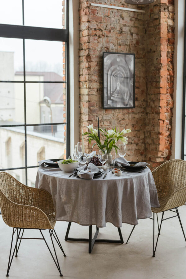 Light Grey linen tablecloth (4)