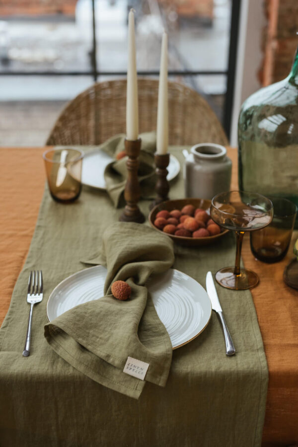 Olive Green linen napkin set of 4 (2)