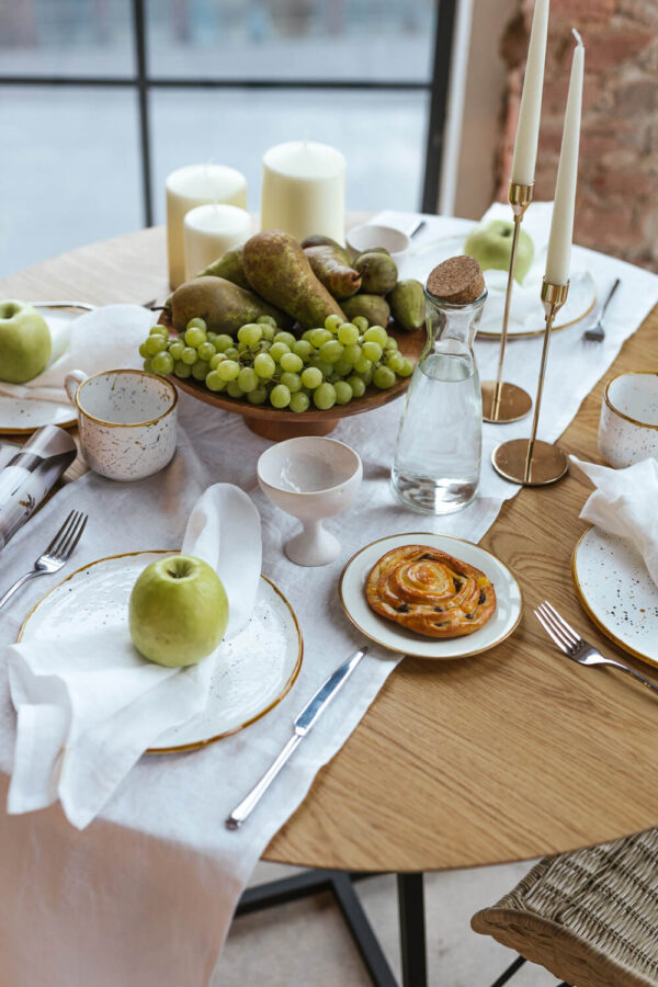 White linen table runner (2)