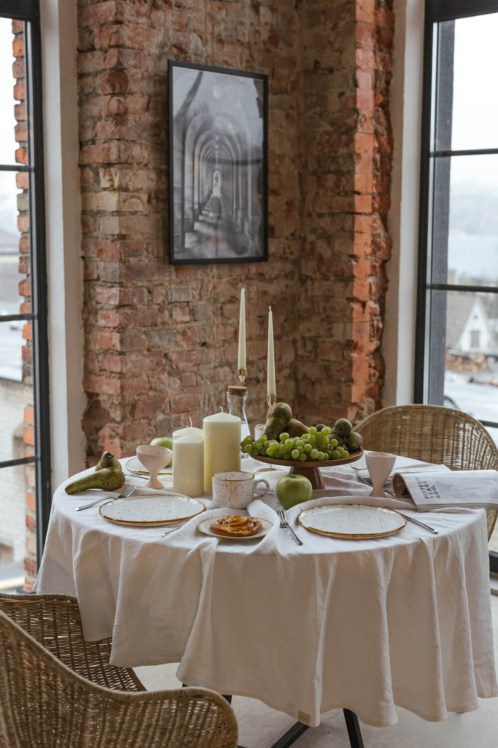 White linen tablecloth (2)